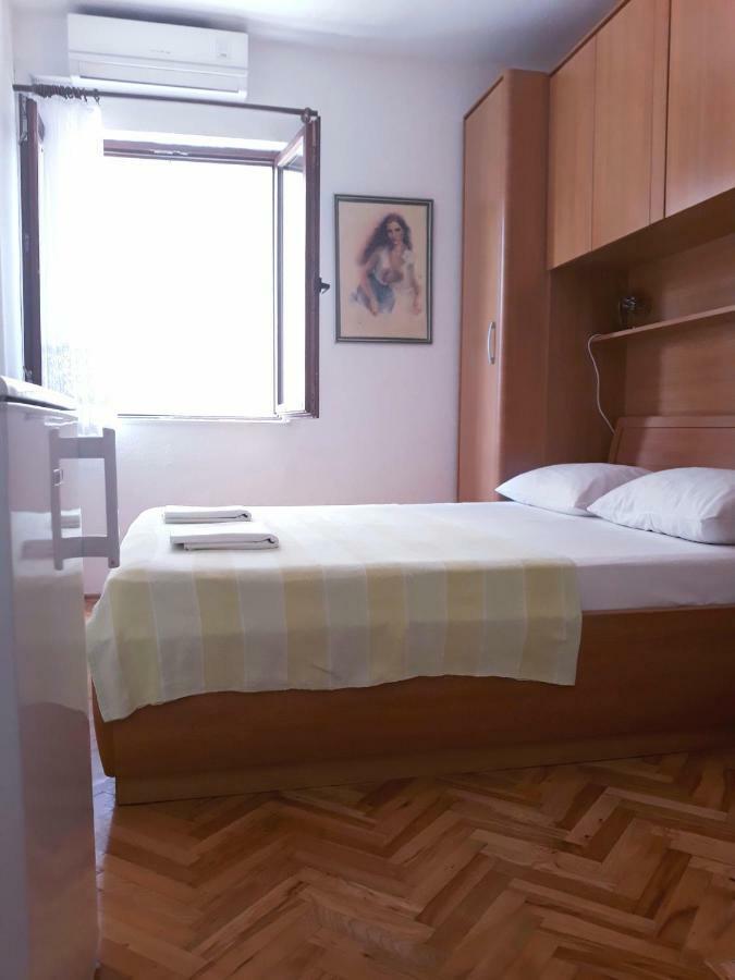 Apartmani I Soba Andrijasevic Makarska Exterior foto
